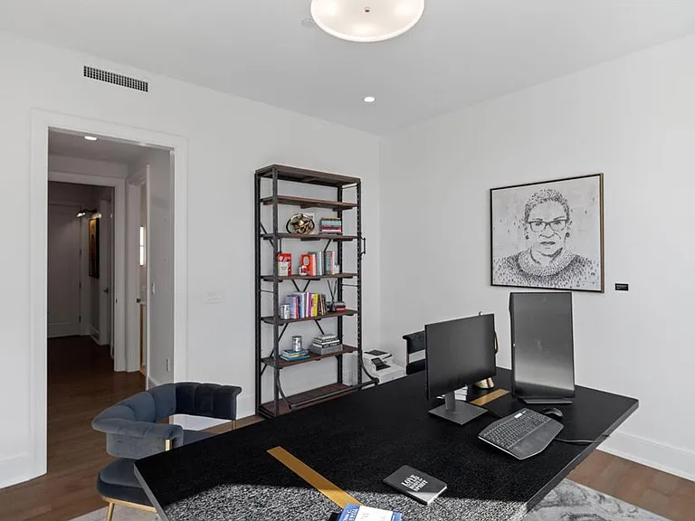 1111 W River Pkwy #11C — Photo 28