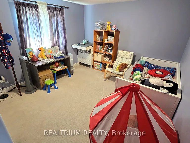 63 Westminster Cir — Photo 13