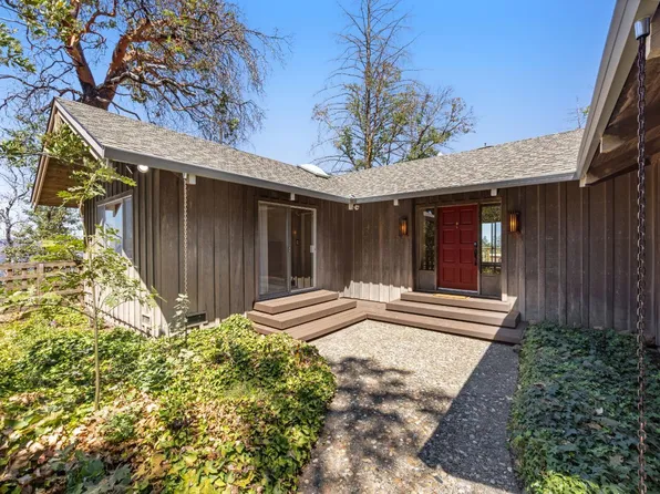 3880 Spring Mountain Road, St. Helena, CA 94574