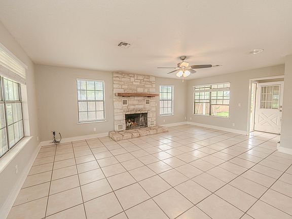 2nd image of 106 Green Meadows Ln