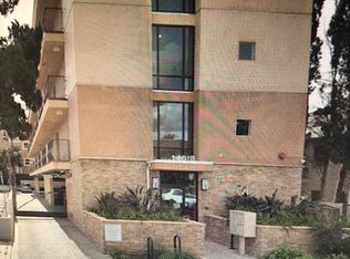 14618 Sylvan St #204, Van Nuys, CA 91411