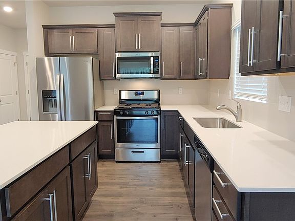 4th image of 28323 64th Ct NW