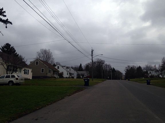 5th image of 127 Terrace Dr