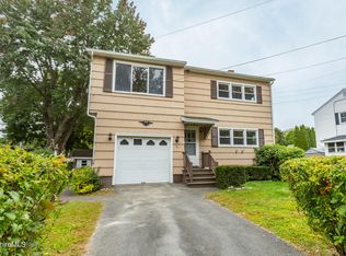 31 Louise St, Pittsfield, MA 01201