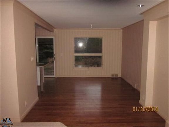 5th image of 21621 Blackburn St