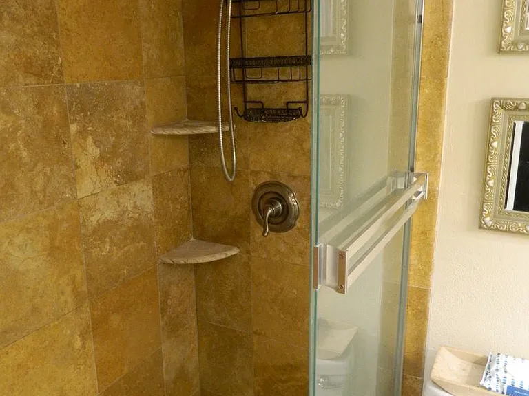 266 Orienta Point — Photo 16