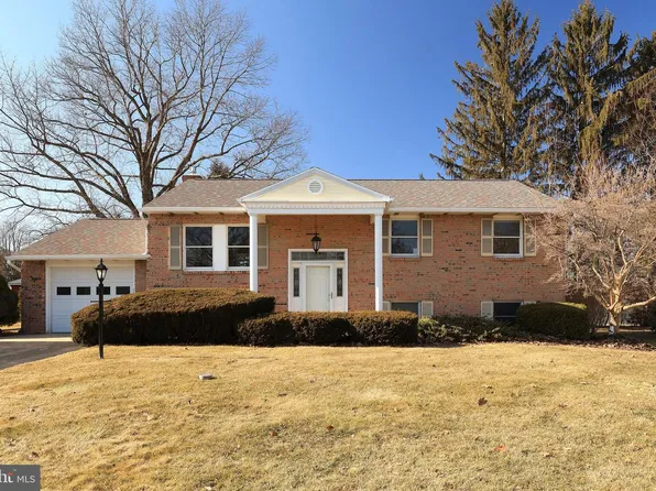 37 Abby Pl, State College, PA 16803