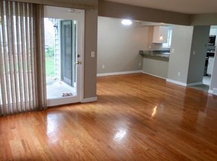 1448 Bobby Ln #9, Westlake, OH 44145