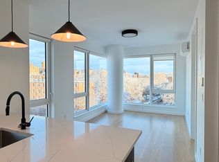 1128 30th Dr #504, Astoria, NY 11102