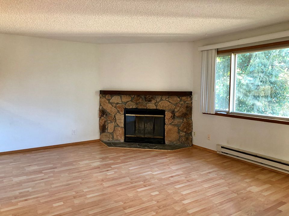 1st image of 24227 27th Ave S APT D