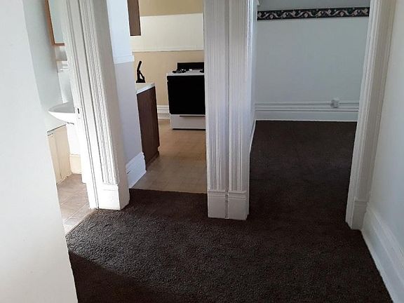 3rd image of 2708 2nd Ave S APT 4