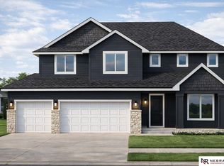 4908 Falcon Dr, Bellevue, NE 68133