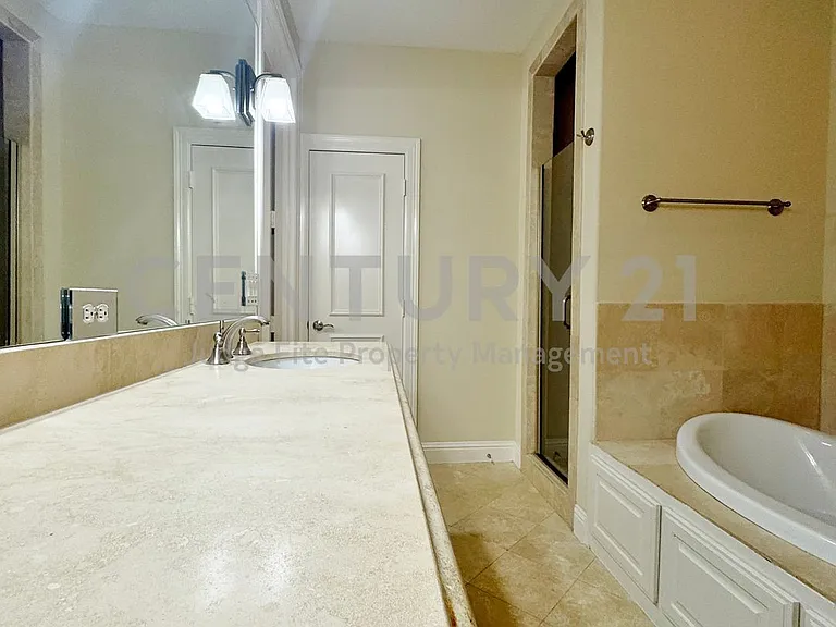 4148 Grassmere Ln #2A — Photo 10