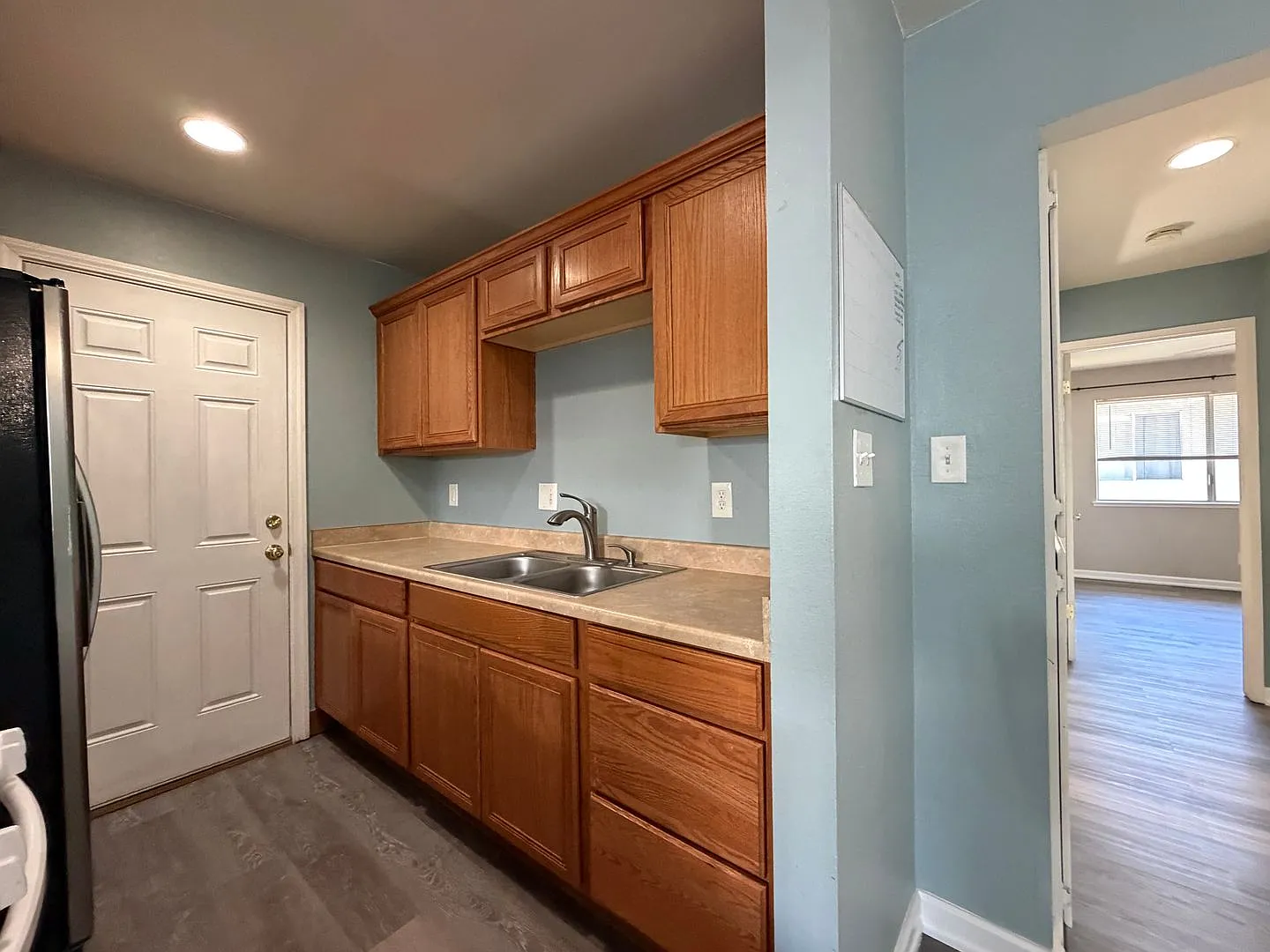 Upstairs 2/1 home in Greenback Estates — Photo 2