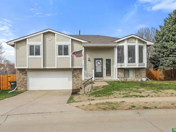 1874 N 153rd Plz, Omaha, NE 68154