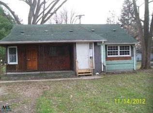 837 Golfview St, Algonac, MI 48001