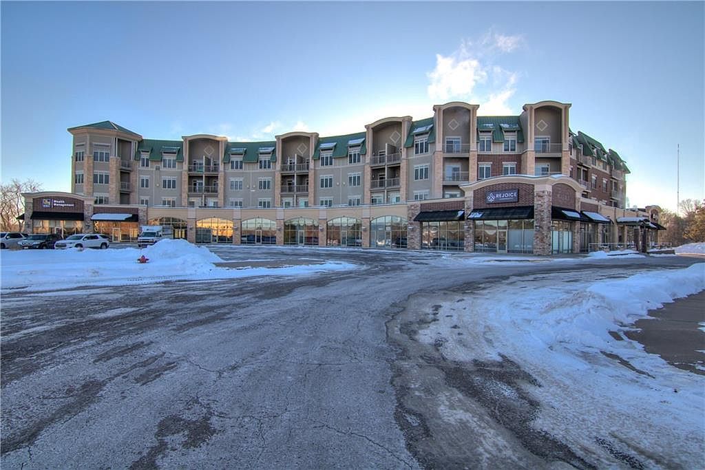 401 Pinnacle Way, Eau Claire, WI 54701 Zillow