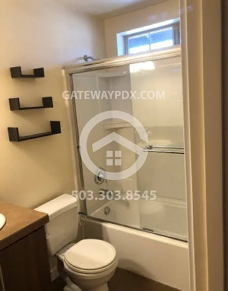 8041 NE Miriam Way — Photo 16