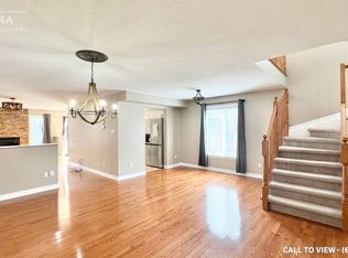 192 Mojave Cres, Ottawa, ON K2S 0H4