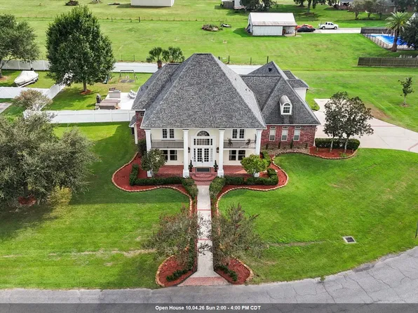 7129 Pelican Crossing Dr, Gonzales, LA 70737