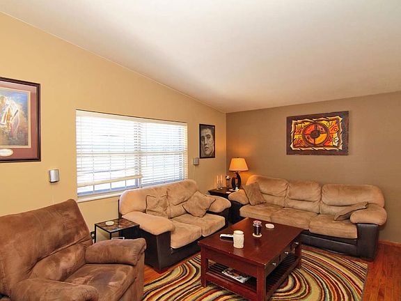 4th image of 8585 Lamar Dr