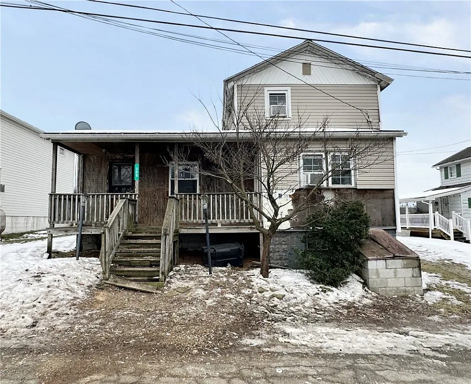345 Price St photo 1