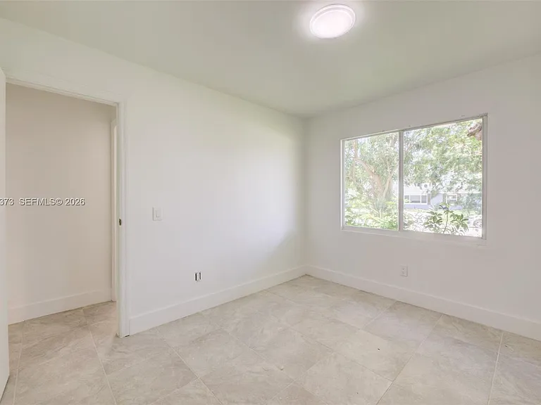 3327 Sapphire Rd — Photo 21