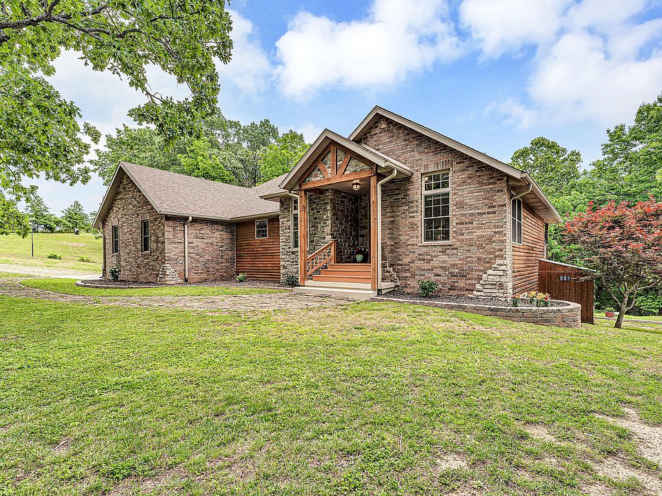 1st image of 108 Red Fern Drive