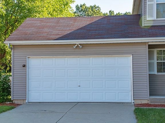 2nd image of 4308 Cross Creek Dr