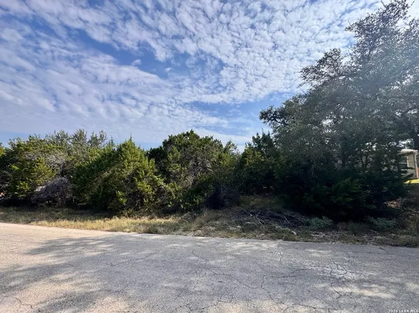 462 W OVERLOOK DR LOT 15R, Canyon Lake, TX 78133