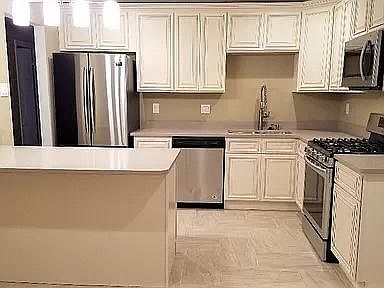 2nd image of 6545 Las Sombrias Ln