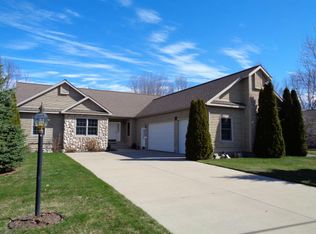1354 Hendrick Rd, Muskegon, MI 49441