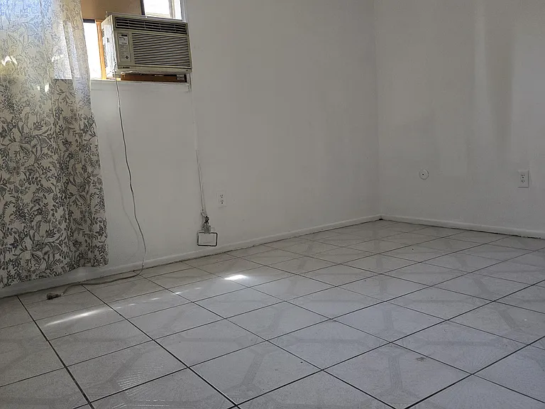 10650 Dilo St — Photo 10