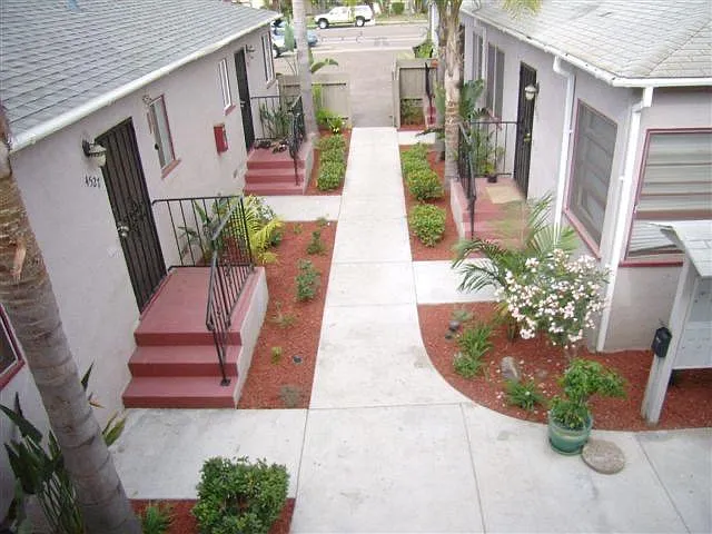 4529 Cleveland Ave #A — Photo 14