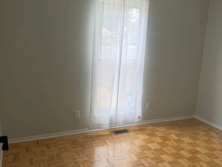 8711 Chloe Ct #8711 — Photo 6