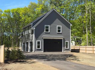 76 Alewive Rd, Kennebunk, ME 04043