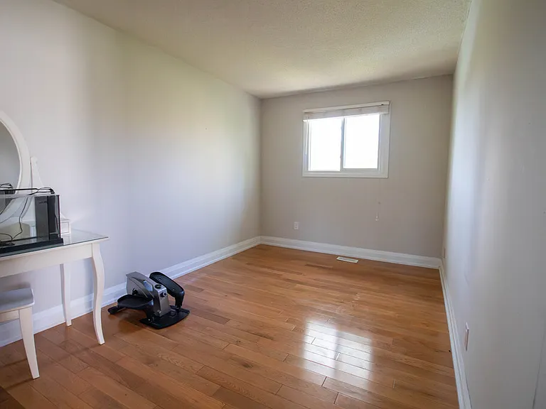 62 Terrace Ave — Photo 10