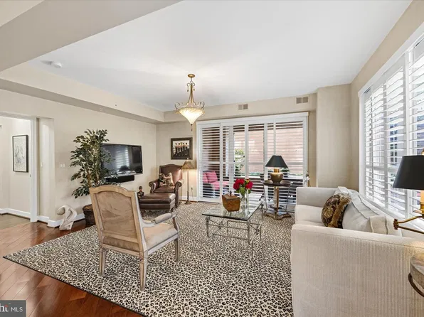 12500 Park Potomac Ave Unit 201N, Potomac, MD 20854
