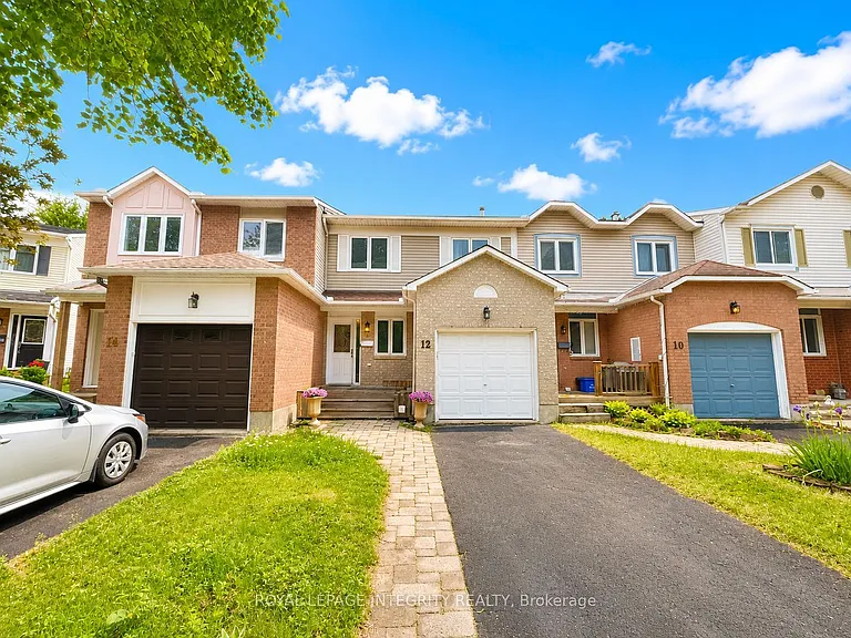 12 Kimbolton Cres — Photo 2