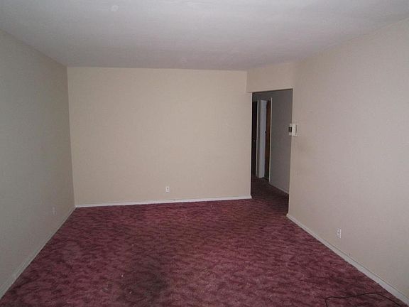 5th image of 2516 72nd St