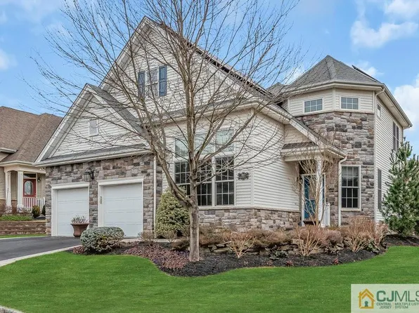 1 Mayflower Ct, Somerset, NJ 08873