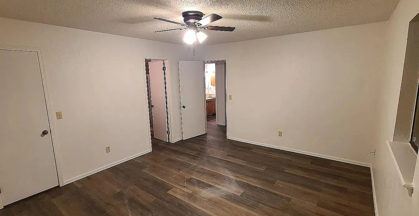 2 bed, 1200 sqft, $1,250 — Photo 2