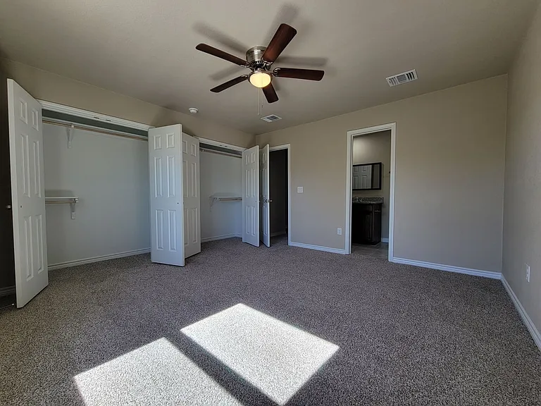 3909 Turner Ave — Photo 14