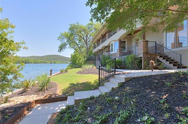 1st image of 4104 Rivercrest Dr