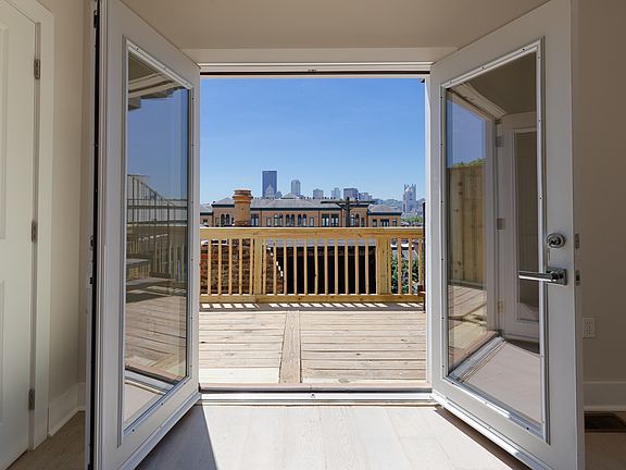 5th image of 513 Knoll St