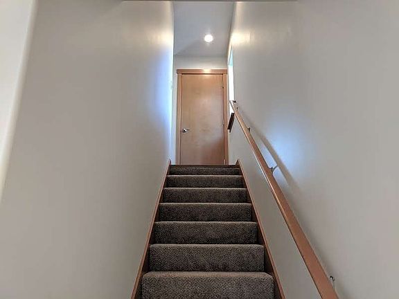 5th image of 1211-1219 H Ave Unit 1215