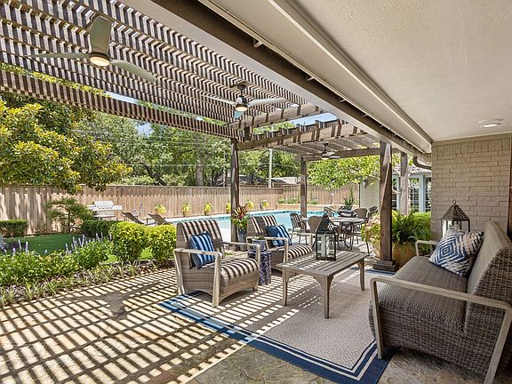 2nd image of 6829 Midcrest Dr