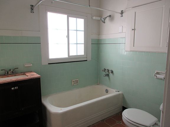 5th image of 1139 1/2 Logan St