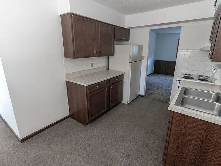 2932 Leeway Dr #C — Photo 3