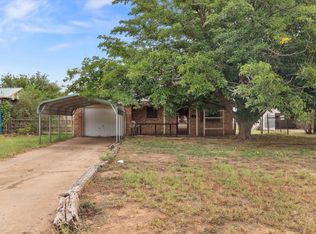 1717 Avenue I, Levelland, TX 79336
